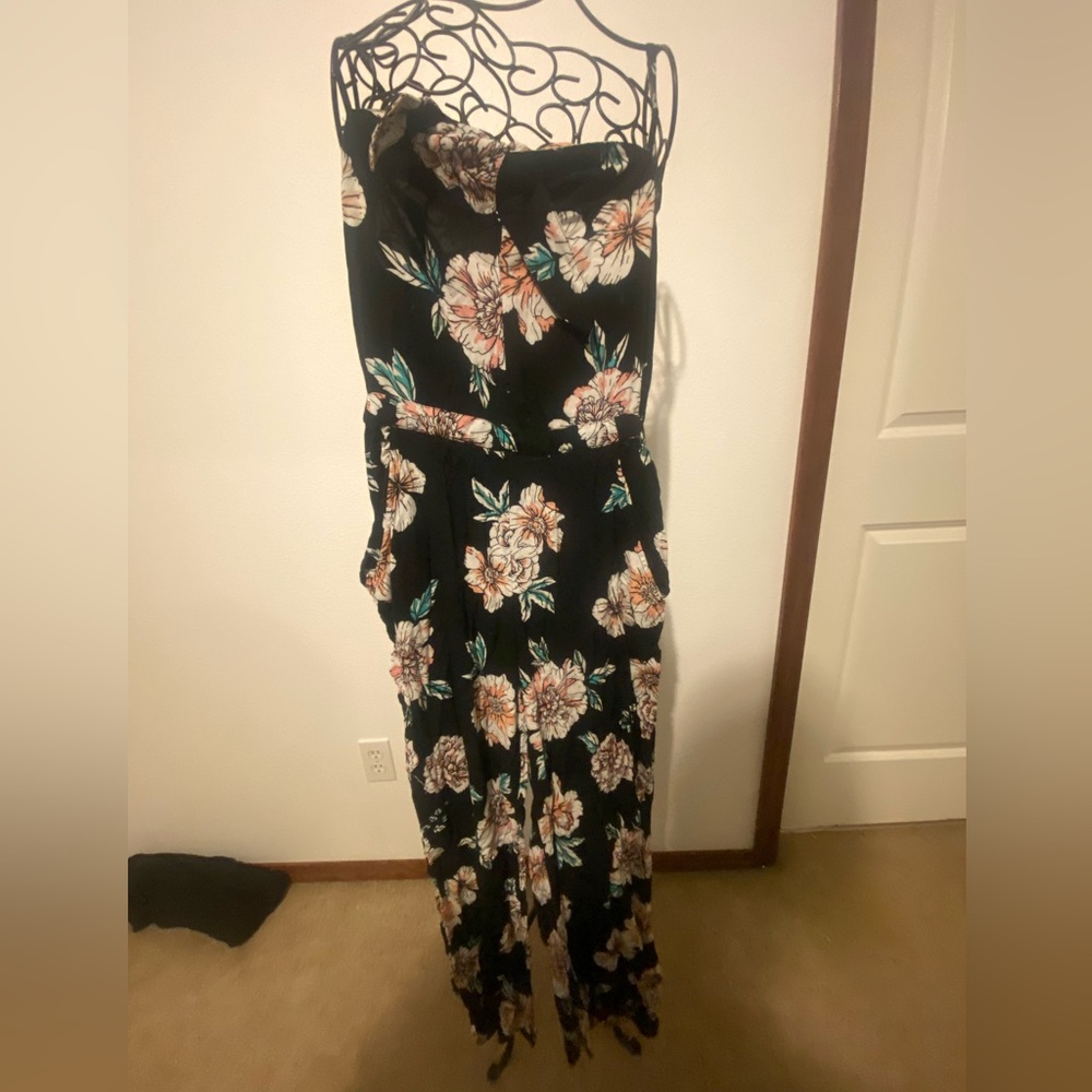 Floral jumpsuit size M